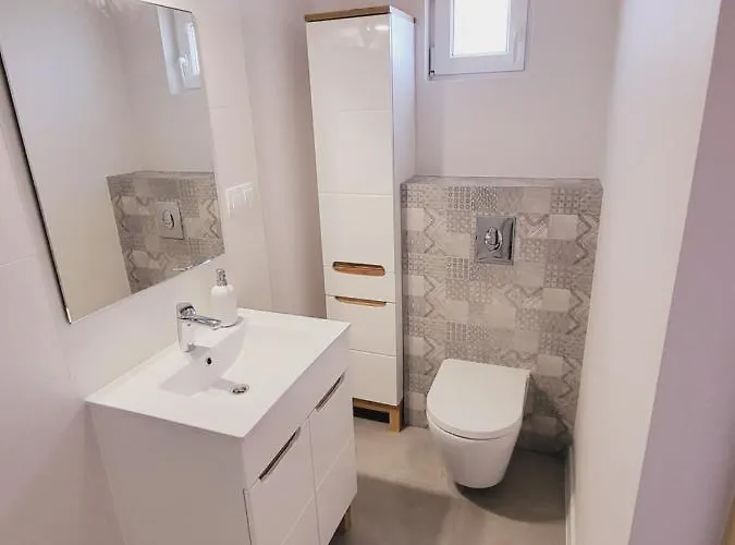 Domki Bliza بيت خشبي *